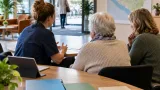 VWS publiceert handreikingen voor inloop, mantelzorg en logeerzorg